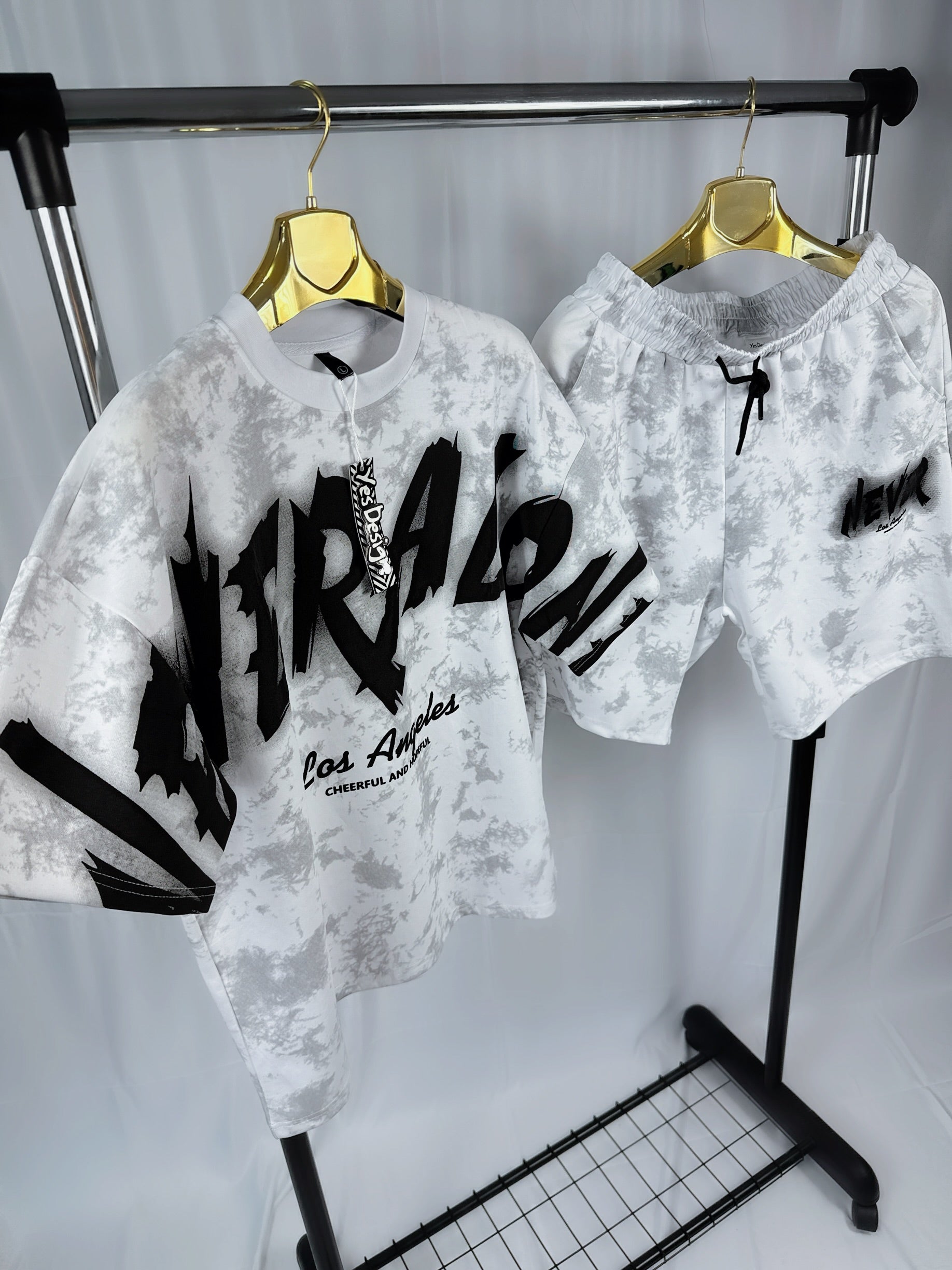 Compleu Barbati “ NEVER ALONE” Premium