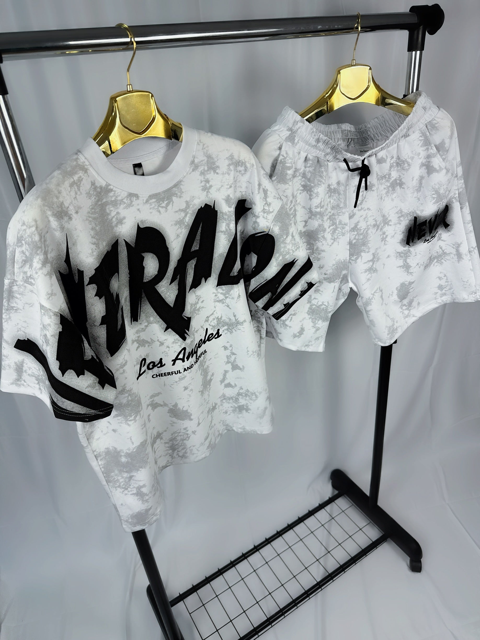 Compleu Barbati “ NEVER ALONE” Premium