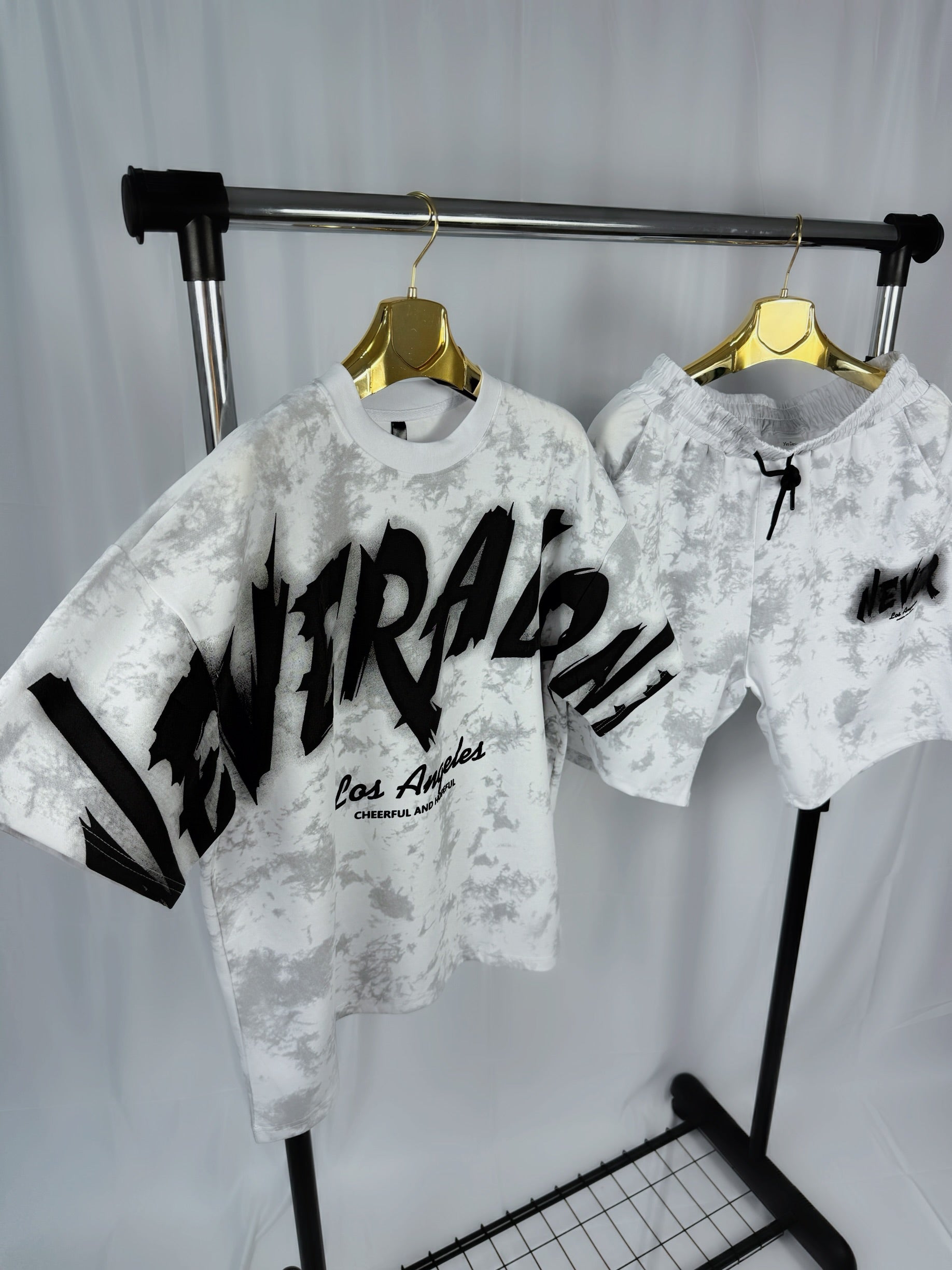 Compleu Barbati “ NEVER ALONE” Premium