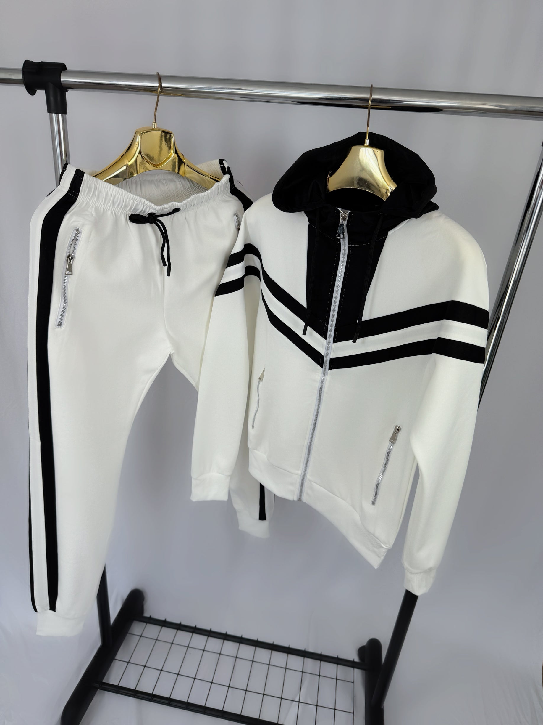 Trening Barbati “ Lines” Premium White